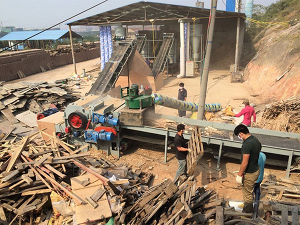 河北石家莊模板破碎機(jī)現(xiàn)場